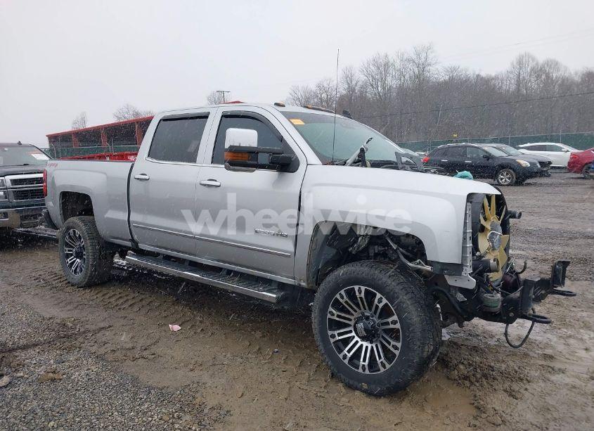 2017 Chevrolet Silverado 2500HD LTZ (VIN 1GC1KWEY4HF208858) main photo