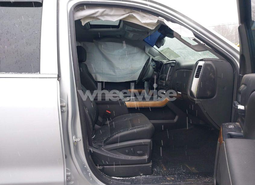 Photo 5 of 2017 Chevrolet Silverado 2500HD LTZ (VIN 1GC1KWEY4HF208858)