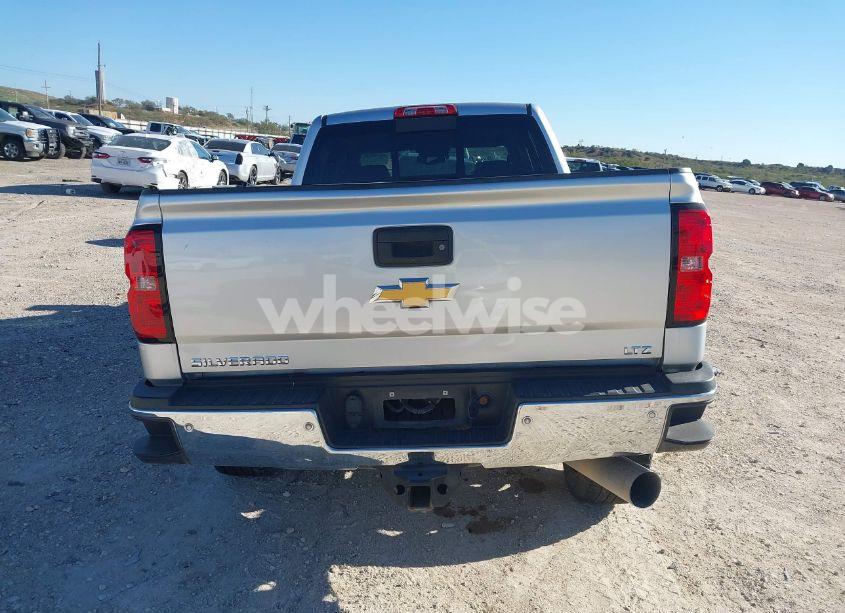 Photo 17 of 2018 Chevrolet Silverado 2500HD LTZ (VIN 1GC1KWEY4JF193641)