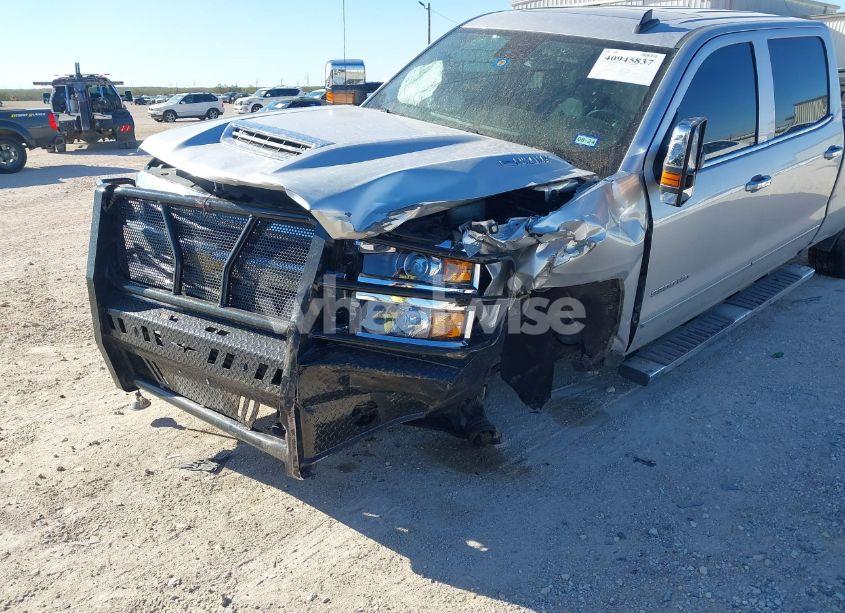 Photo 6 of 2018 Chevrolet Silverado 2500HD LTZ (VIN 1GC1KWEY4JF193641)