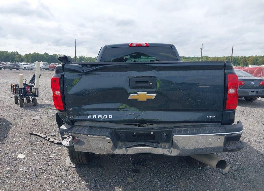 Photo 16 of 2018 Chevrolet Silverado 2500HD LTZ (VIN 1GC1KWEY4JF240585)