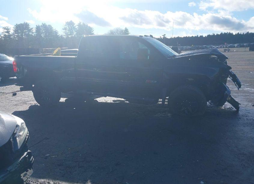 Photo 13 of 2017 Chevrolet Silverado 2500HD LTZ (VIN 1GC1KWEY5HF232067)