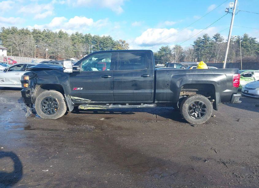 Photo 14 of 2017 Chevrolet Silverado 2500HD LTZ (VIN 1GC1KWEY5HF232067)
