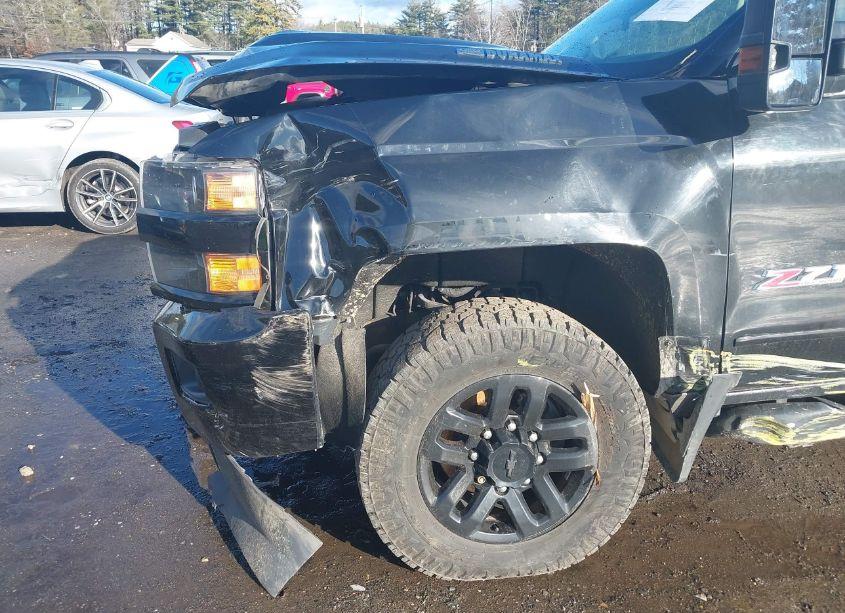 Photo 18 of 2017 Chevrolet Silverado 2500HD LTZ (VIN 1GC1KWEY5HF232067)