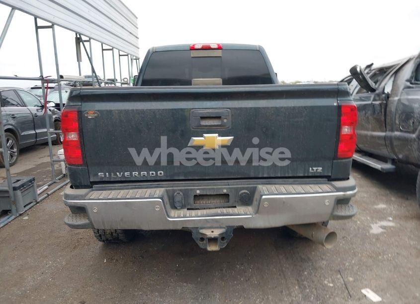 Photo 16 of 2018 Chevrolet Silverado 2500HD LTZ (VIN 1GC1KWEY5JF280206)