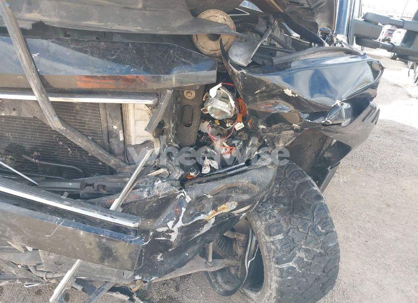 Photo 6 of 2017 Chevrolet Silverado 2500HD LTZ (VIN 1GC1KWEY6HF192100)