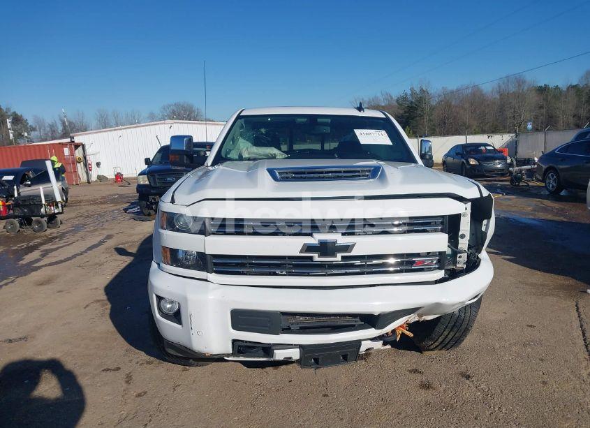 Photo 12 of 2018 Chevrolet Silverado 2500HD LTZ (VIN 1GC1KWEY7JF109344)