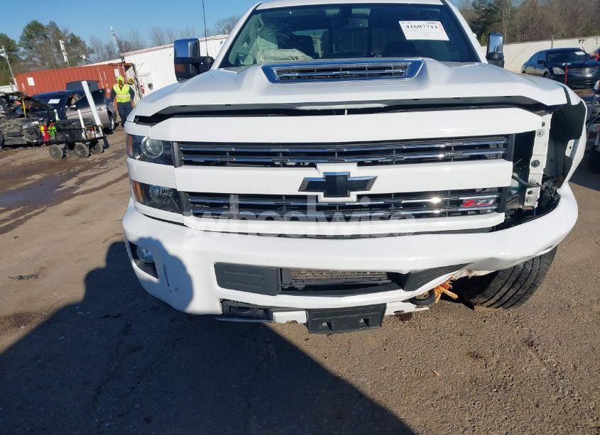 Photo 6 of 2018 Chevrolet Silverado 2500HD LTZ (VIN 1GC1KWEY7JF109344)