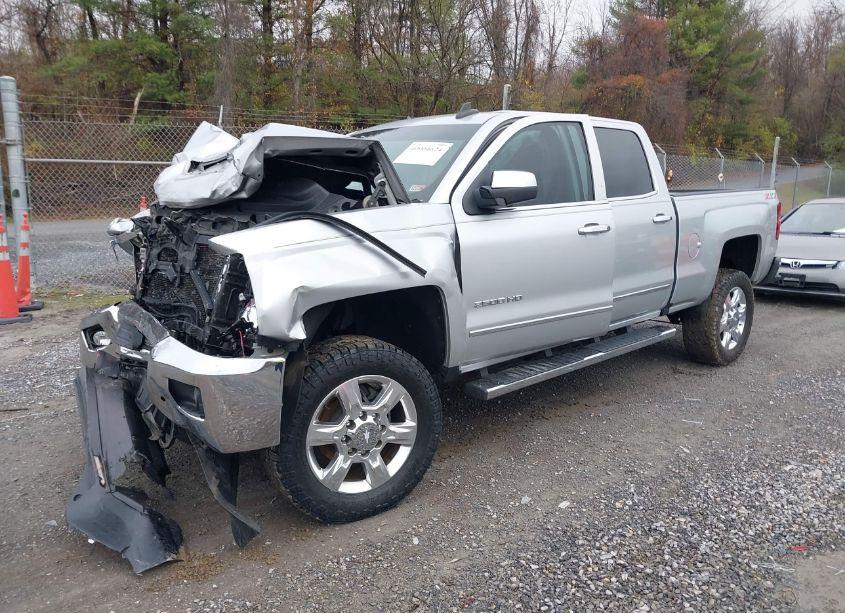 Photo 2 of 2018 Chevrolet Silverado 2500HD LTZ (VIN 1GC1KWEY7JF178521)