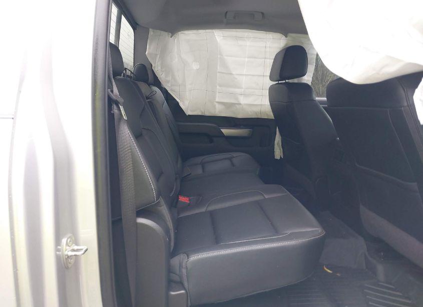 Photo 8 of 2018 Chevrolet Silverado 2500HD LTZ (VIN 1GC1KWEY7JF178521)