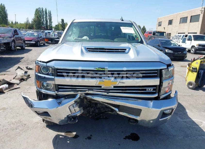 Photo 12 of 2017 Chevrolet Silverado 2500HD LTZ (VIN 1GC1KWEY9HF147801)