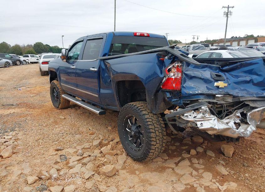 Photo 3 of 2018 Chevrolet Silverado 2500HD LTZ (VIN 1GC1KWEY9JF125903)