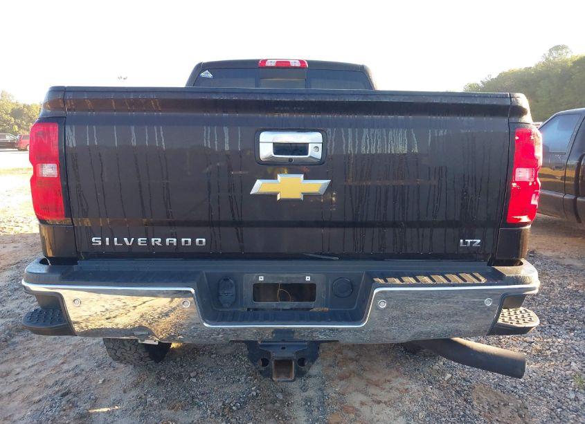 Photo 17 of 2018 Chevrolet Silverado 2500HD LTZ (VIN 1GC1KWEY9JF260315)