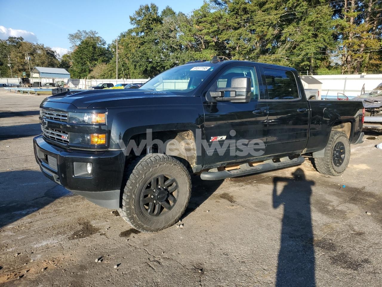 2018 CHEVROLET SILVERADO K2500 HEAVY DUTY LTZ (VIN 1GC1KWEY9JF282864) main photo