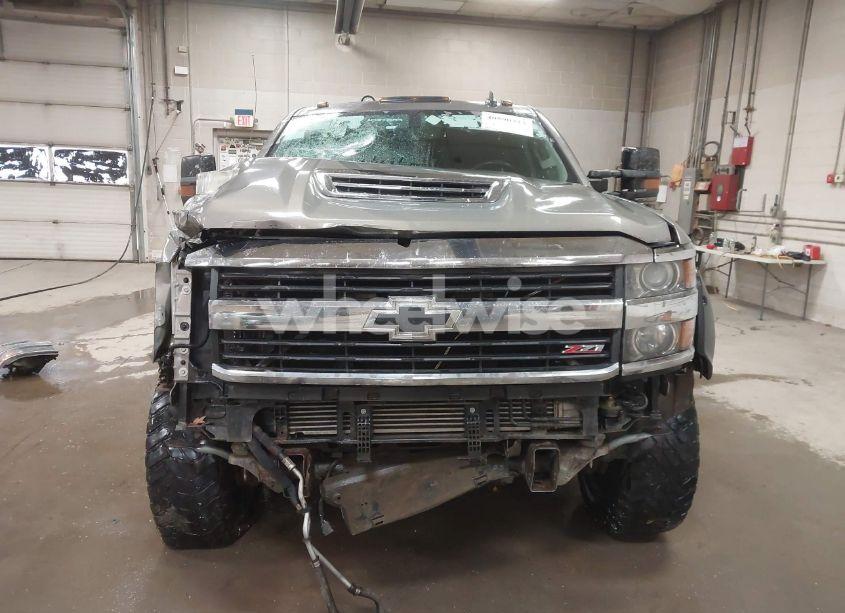 Photo 13 of 2017 Chevrolet Silverado 2500HD LTZ (VIN 1GC1KWEYXHF165157)