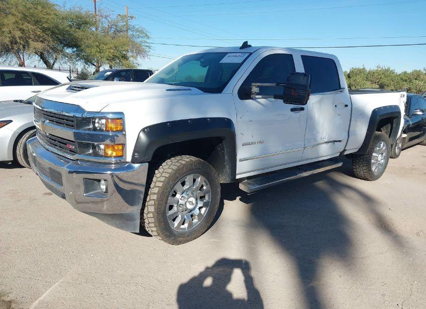 Photo 2 of 2017 Chevrolet Silverado 2500HD LTZ (VIN 1GC1KWEYXHF180807)