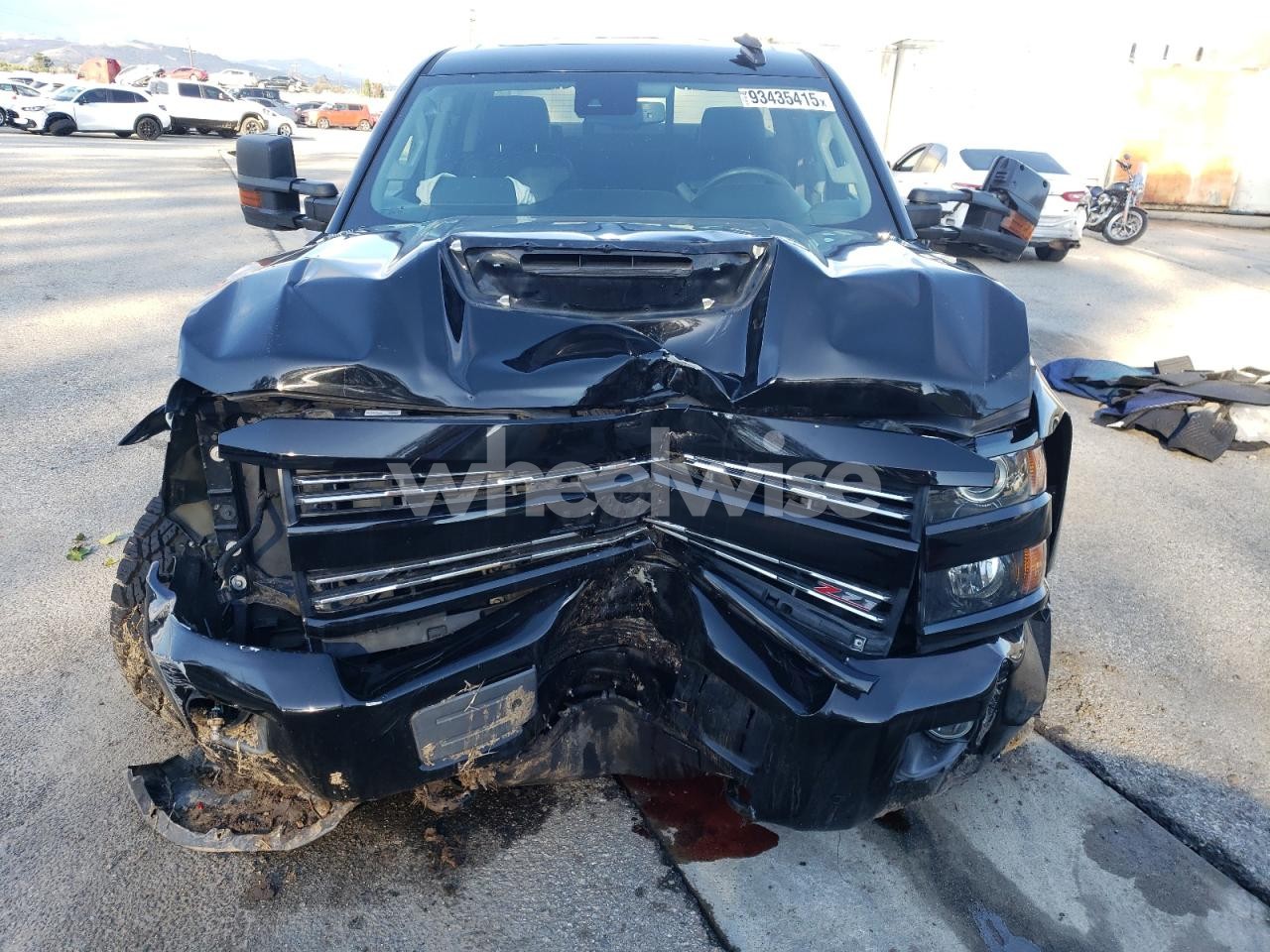 Photo 5 of 2017 CHEVROLET SILVERADO K2500 HEAVY DUTY LTZ (VIN 1GC1KWEYXHF206435)