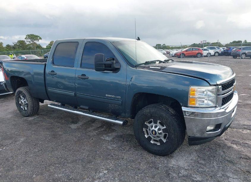 Photo 13 of 2011 Chevrolet Silverado 2500HD LT (VIN 1GC1KXC80BF177902)