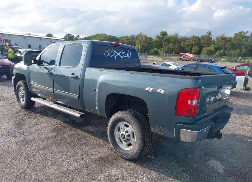 Photo 3 of 2011 Chevrolet Silverado 2500HD LT (VIN 1GC1KXC80BF177902)