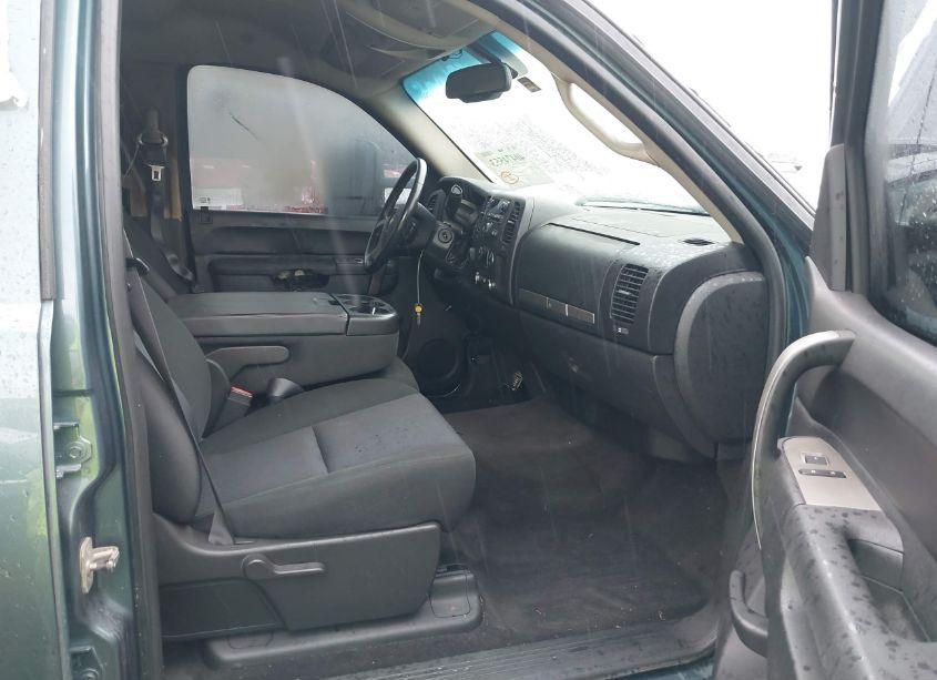 Photo 5 of 2011 Chevrolet Silverado 2500HD LT (VIN 1GC1KXC80BF177902)