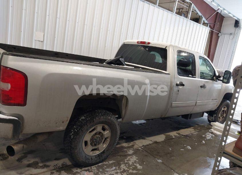 Photo 12 of 2011 Chevrolet Silverado 2500HD LT (VIN 1GC1KXC80BF215158)