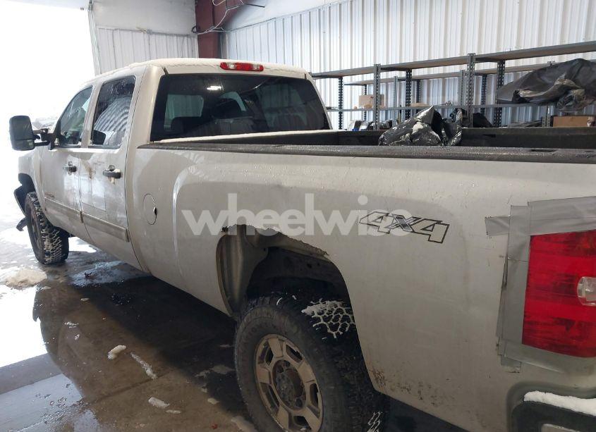 Photo 13 of 2011 Chevrolet Silverado 2500HD LT (VIN 1GC1KXC80BF215158)