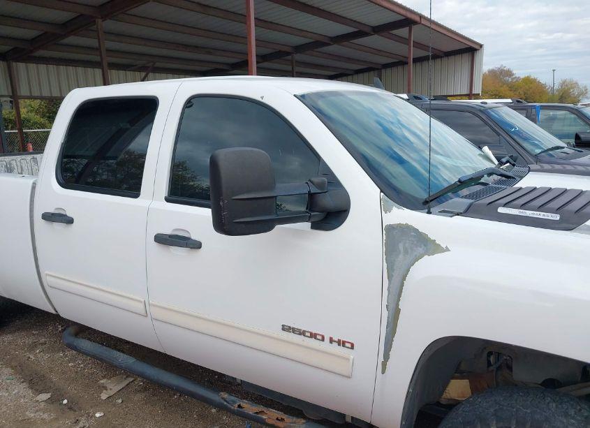 Photo 13 of 2011 Chevrolet Silverado 2500HD LT (VIN 1GC1KXC81BF250095)