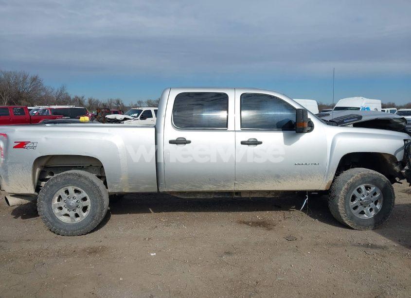 Photo 13 of 2012 Chevrolet Silverado 2500HD LT (VIN 1GC1KXC82CF241780)