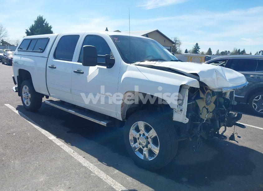 2013 Chevrolet Silverado 2500HD LT (VIN 1GC1KXC82DF192730) main photo