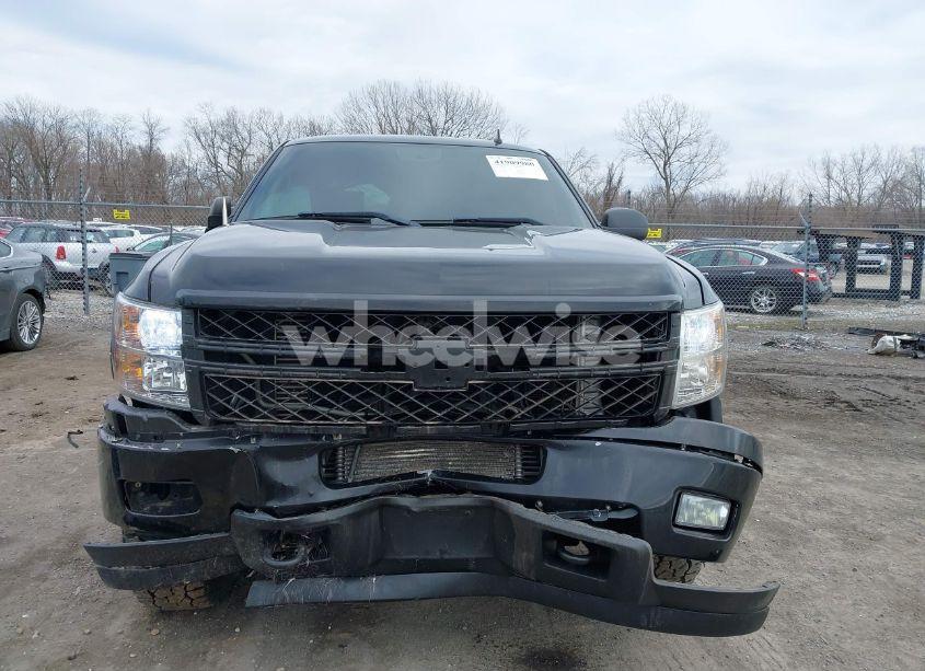 Photo 13 of 2011 Chevrolet Silverado 2500HD LT (VIN 1GC1KXC83BF172452)