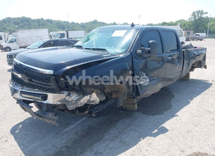 Photo 6 of 2011 Chevrolet Silverado 2500HD LT (VIN 1GC1KXC86BF223913)