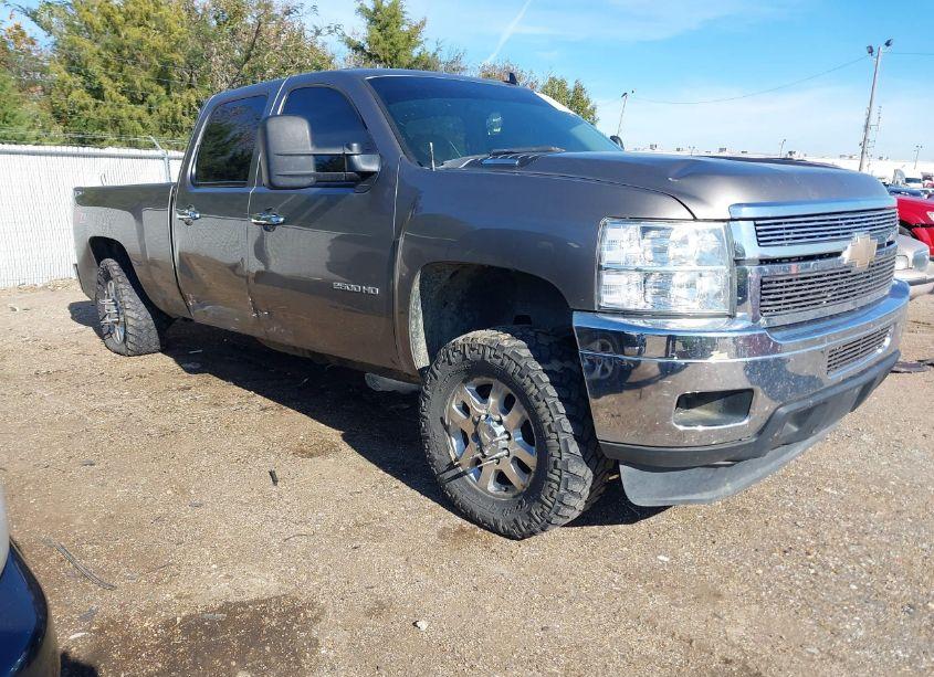 2013 Chevrolet Silverado 2500HD LT (VIN 1GC1KXC86DF107632) main photo