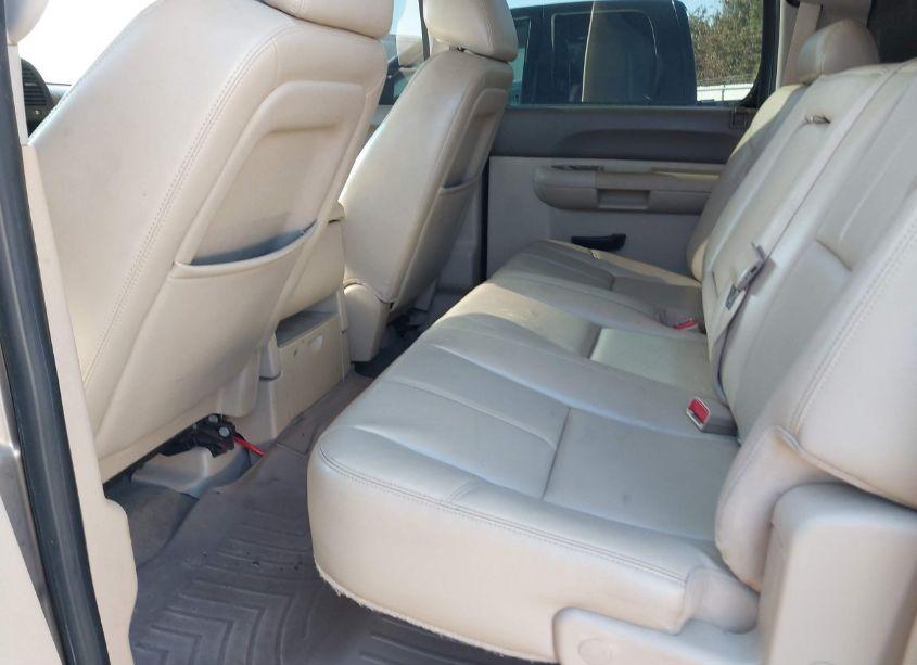 Photo 8 of 2013 Chevrolet Silverado 2500HD LT (VIN 1GC1KXC86DF107632)