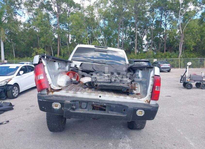 Photo 16 of 2011 Chevrolet Silverado 2500HD LT (VIN 1GC1KXC87BF115641)