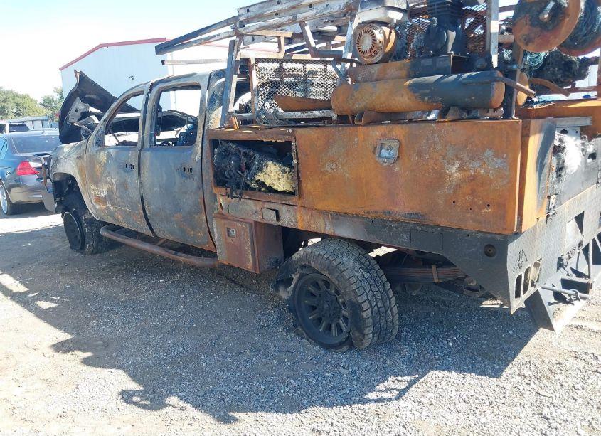 Photo 3 of 2011 Chevrolet Silverado 2500HD LT (VIN 1GC1KXC88BF262700)