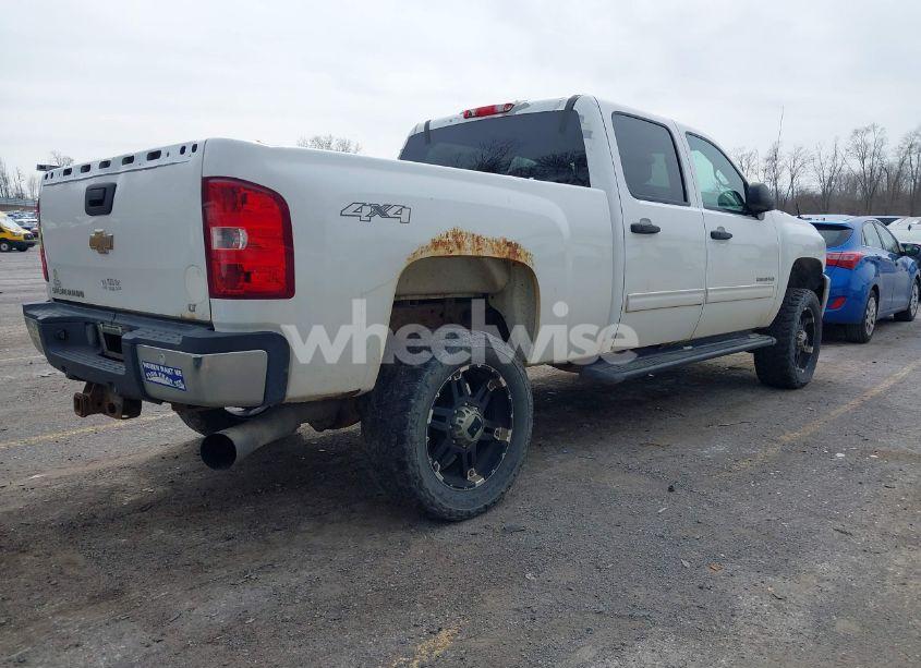 Photo 4 of 2011 Chevrolet Silverado 2500HD LT (VIN 1GC1KXC89BF253469)
