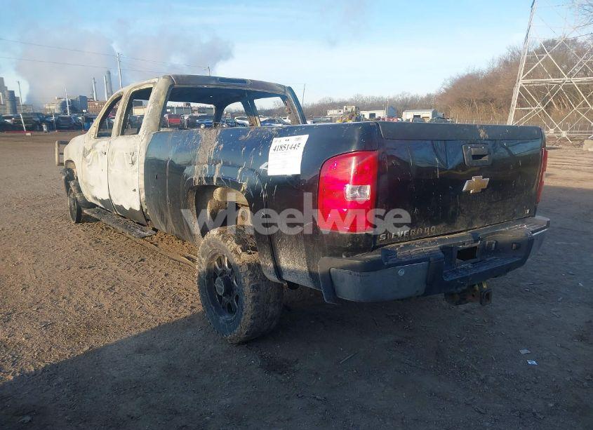 Photo 3 of 2011 Chevrolet Silverado 2500HD LT (VIN 1GC1KXC8XBF192827)