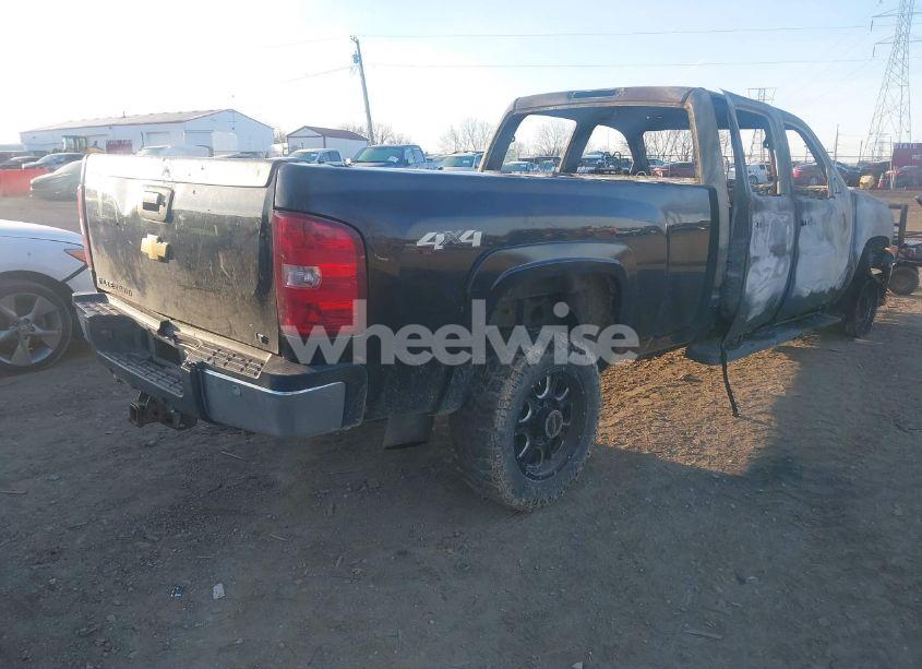 Photo 4 of 2011 Chevrolet Silverado 2500HD LT (VIN 1GC1KXC8XBF192827)