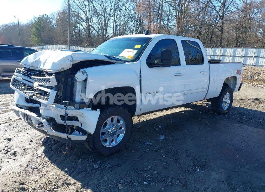 Photo 2 of 2012 Chevrolet Silverado 2500HD LT (VIN 1GC1KXC8XCF218408)