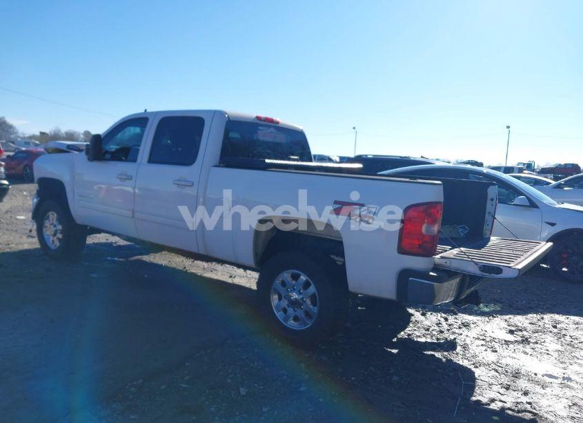Photo 3 of 2012 Chevrolet Silverado 2500HD LT (VIN 1GC1KXC8XCF218408)