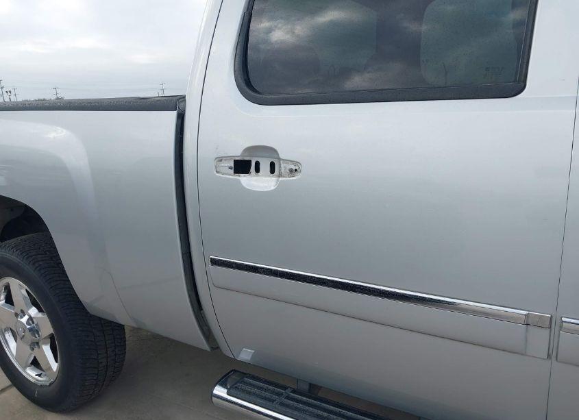 Photo 20 of 2013 Chevrolet Silverado 2500HD LT (VIN 1GC1KXC8XDF176856)