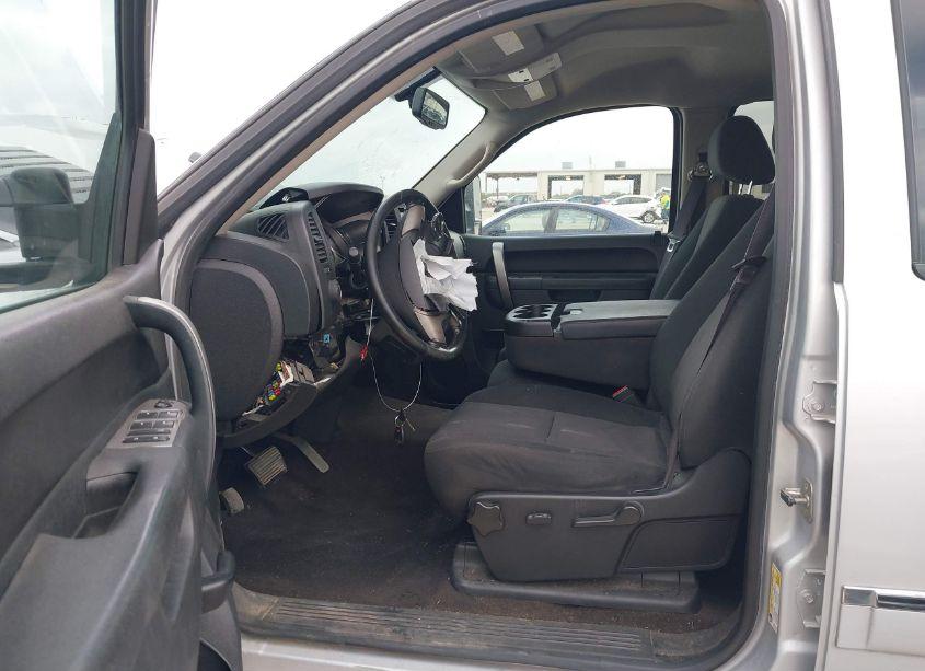 Photo 5 of 2013 Chevrolet Silverado 2500HD LT (VIN 1GC1KXC8XDF176856)