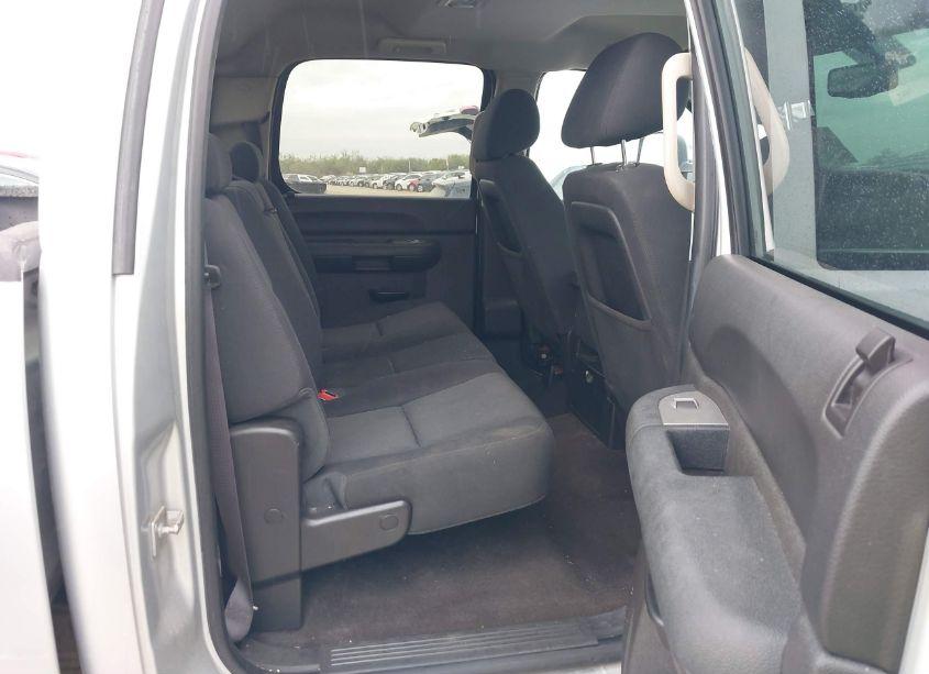 Photo 8 of 2013 Chevrolet Silverado 2500HD LT (VIN 1GC1KXC8XDF176856)