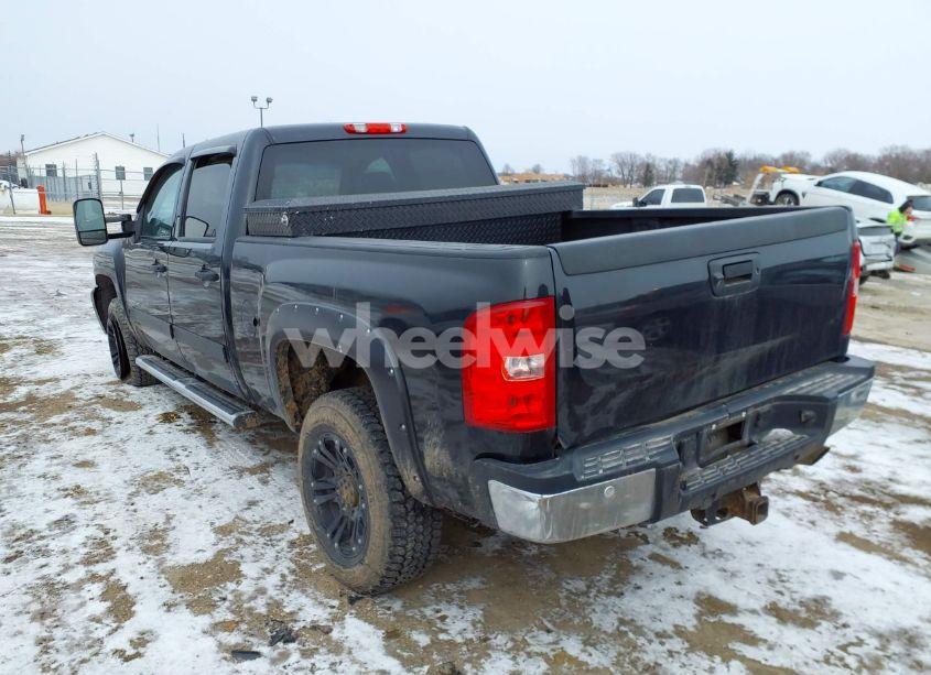 Photo 3 of 2012 Chevrolet Silverado 2500HD LT (VIN 1GC1KXCG0CF171848)