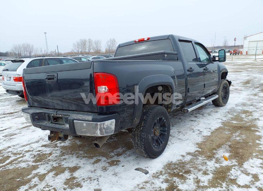 Photo 4 of 2012 Chevrolet Silverado 2500HD LT (VIN 1GC1KXCG0CF171848)