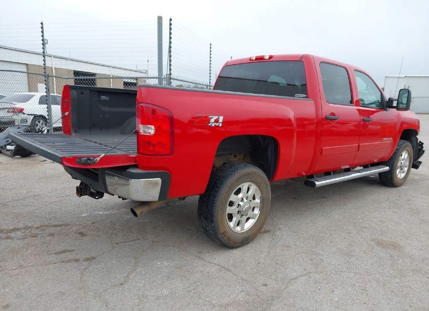 Photo 4 of 2013 Chevrolet Silverado 2500HD LT (VIN 1GC1KXCG0DF214294)