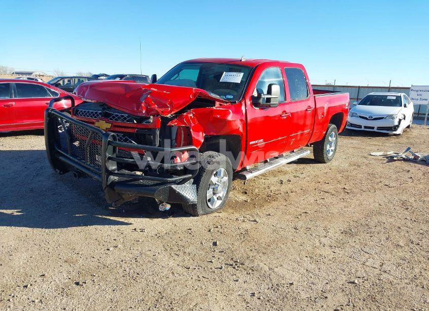 Photo 2 of 2013 Chevrolet Silverado 2500HD LT (VIN 1GC1KXCG0DF228275)