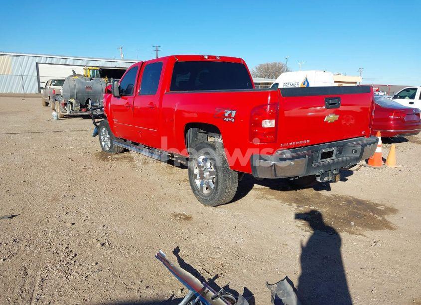 Photo 3 of 2013 Chevrolet Silverado 2500HD LT (VIN 1GC1KXCG0DF228275)