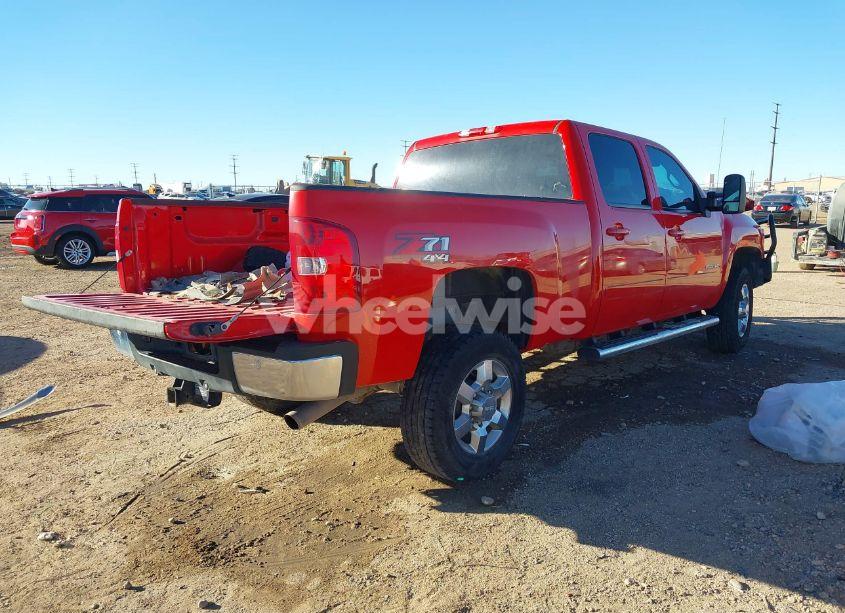 Photo 4 of 2013 Chevrolet Silverado 2500HD LT (VIN 1GC1KXCG0DF228275)