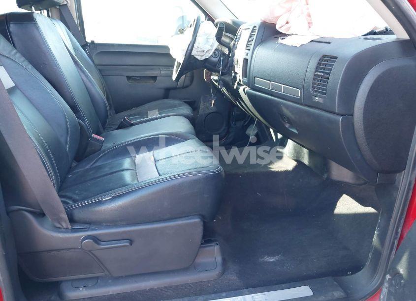 Photo 5 of 2013 Chevrolet Silverado 2500HD LT (VIN 1GC1KXCG0DF228275)